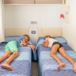 Maxi Caravan Comfort 3R camera doppia bimbi addormentati